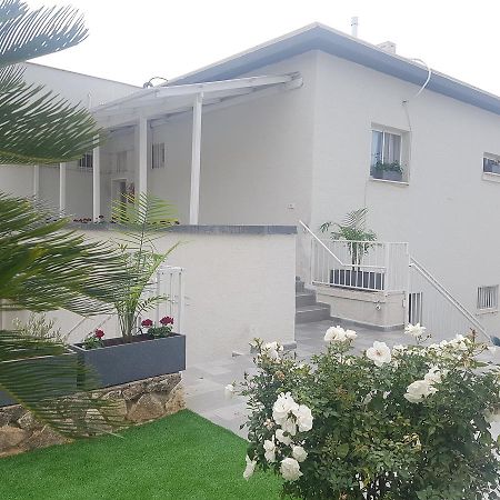 אבני החושן- Avnei Hoshen Aparthotel Nahariya Luaran gambar